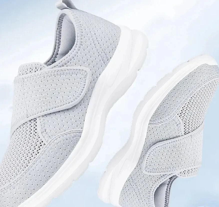 Sneakerpalace| Luftig diabetessko til sommeren med kardborreluk