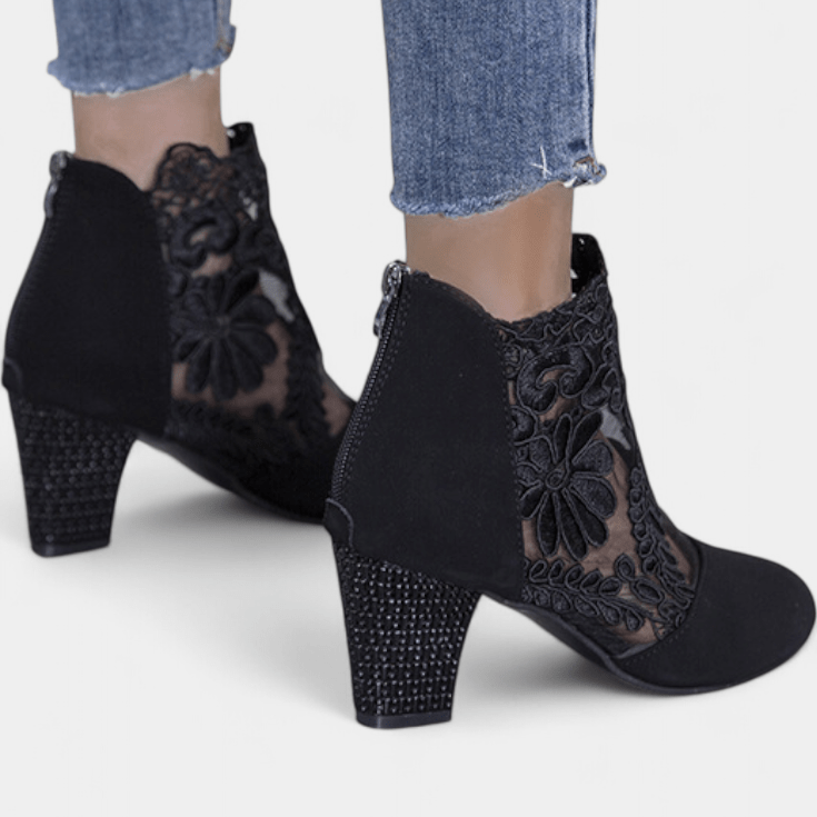 Sneakerpalace| Alaine – Blomsterhæle med festlig og feminin stil