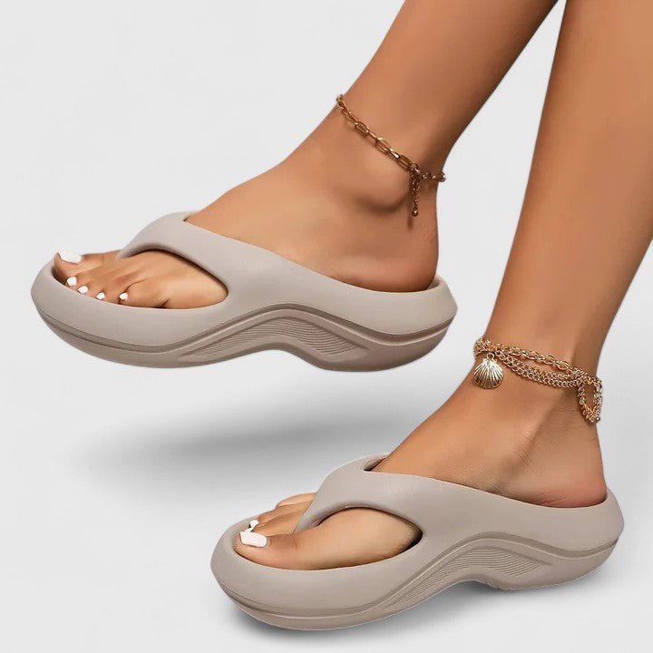 Sneakerpalace| Sigrid – Sandaler med kontraststik og dekorativt design