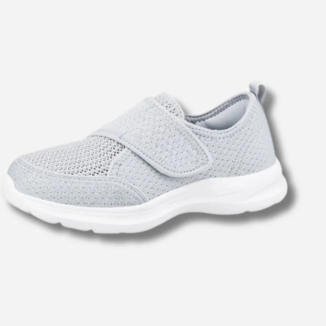 Sneakerpalace| Luftig diabetessko til sommeren med kardborreluk