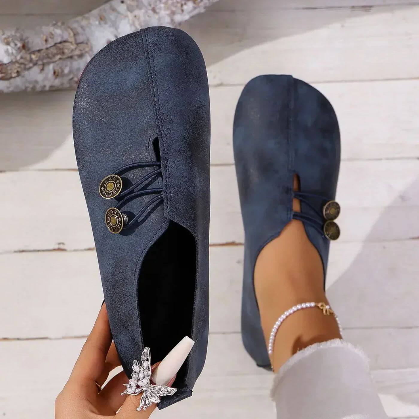 Sneakerpalace| Komfortabel damesko med rund tå og slip-on design