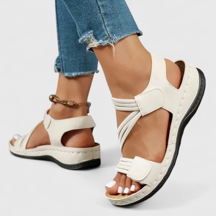 Sneakerpalace| Mille – Sofistikeret sandal med detaljeret design