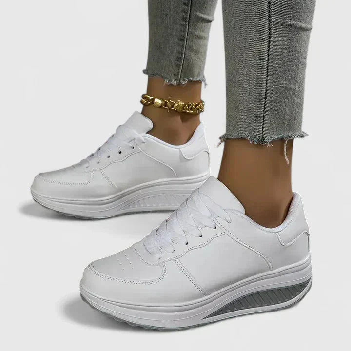 Sneakerpalace| Signe – Ortopædiske sko til aktive kvinder