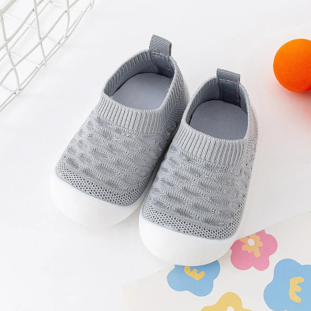 Sneakerpalace| Skridsikre baby mesh-sko til de mindste – letvægt og åndbare